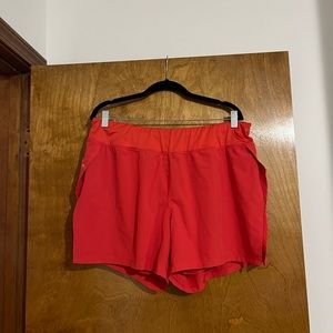 Avia Shorts